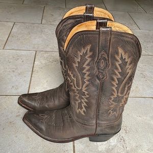 Real leather cowgirl boots